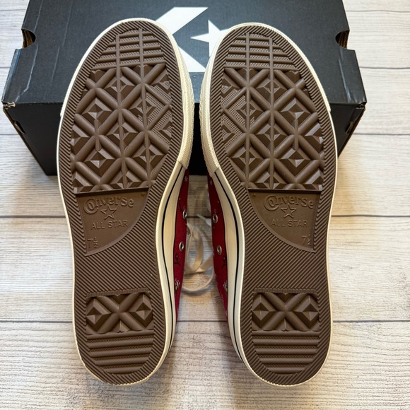 Converse Women’s Maroon Floral Sneakers - Picture 8 of 11